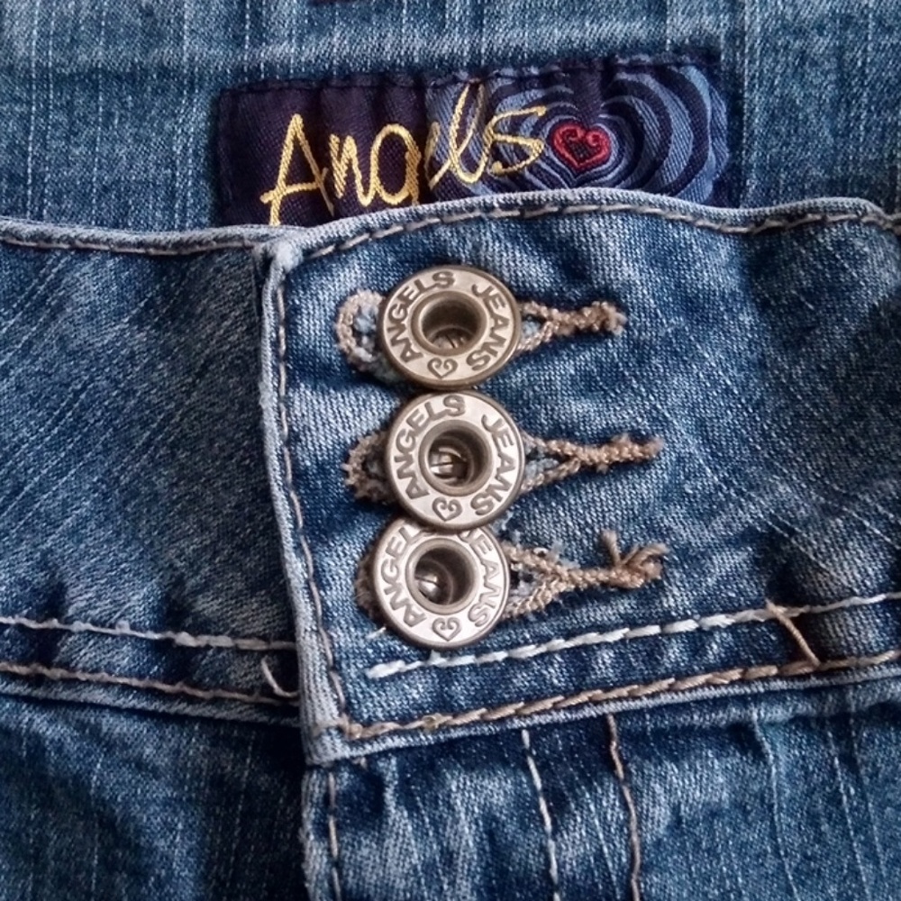 Angels Capris - Picture 3 of 5